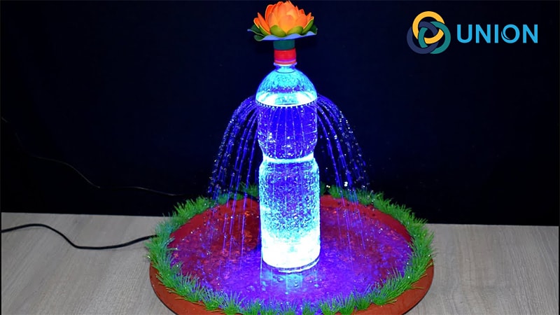 Làm đài phun nước bằng chai nhựa mẫu 3